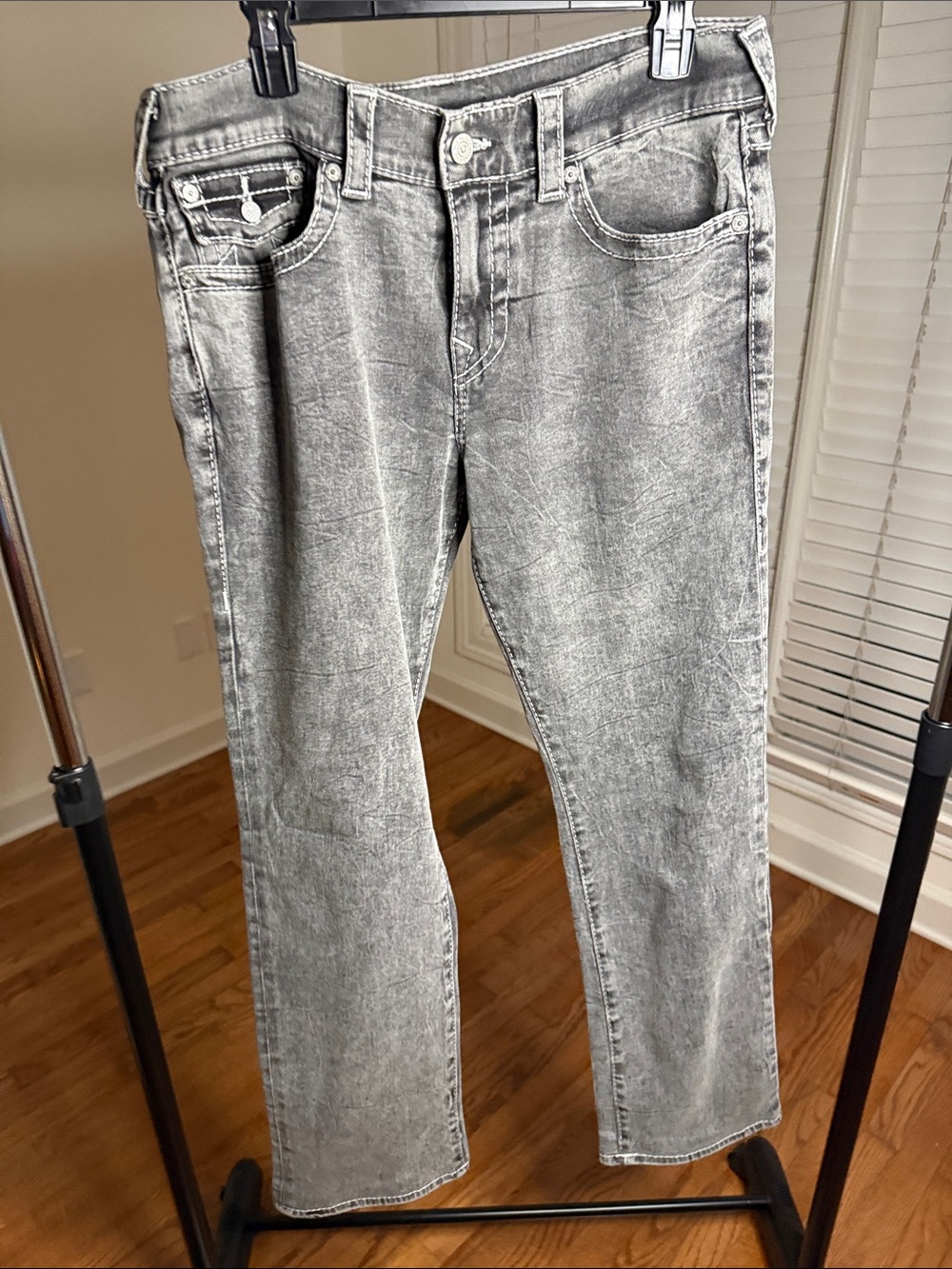 True Religion Men’s Gray Wash Relaxed Straight Jeans